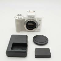 【A96】Canon ミラーレス一眼カメラ EOS Kiss M ボディ ホワイト