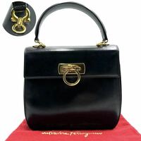 極美品 Salvatore Ferragamo サルヴァトーレフェラガモ ハンドバッグ ガンチーニ ゴールド金具 黒 ブラック ボックスカーフレザー 本革 鞄