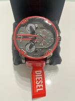 ディーゼル　腕時計　ミスターダディー　赤　新品未使用！