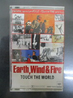 ∝ 55 カセットテープ アース・ウインド＆ファイアー タッチ・ザ・ワールド EARTH, WIND & FIRE TOUCH THE WORLD 28KB 1543