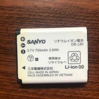 送料無料　満充電後電圧測定　DB-L80 SANYO 純正品