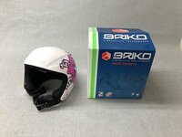【中古品】BRIKO　スノーヘルメット　ROOKIE CASCO　フラワーホワイト/パープル　サイズ：56cm　(管理番号：049111)