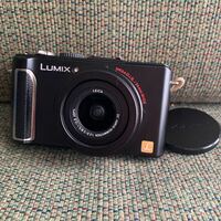 人気！パナソニック デジタルカメラ LUMIX (ルミックス) LX3 ブラック DMC-LX3-K CCDセンサー　完動品