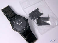 稼働品☆スカーゲン レディースウォッチ チタン製 ブラック 黒 ラウンド 丸型 腕時計 二針