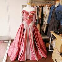 カラードレス 9号 ロングドレス 女王様 ピンク パールモチーフ♪ 発表会 舞台衣装に。2400430ari01