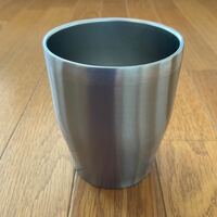 金属製カップ ビアカップ
