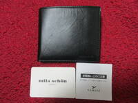 即決　箱なし未使用　mila schon 　　2つ折り財布　黒　　定価９，９００円　革特有のしわあり 
