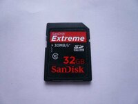 SanDisk　Extreme　SDHCカード　32GB