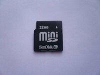 SanDisk　miniSDカード　32MB　