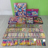 バンダイ データカードダス　アイカツシリーズ カード 約1000枚＋アルバム バインダー ファイル