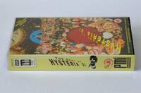 イギリスのコメディ・ビデオ　The Best of Hysteria 3!、　PAL　VHS　UK Comic Video Tape、Rowan Atkinson、Elton John　（送料230円）