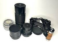 美品！ペンタックス PENTAX 6×7 中判フィルムカメラ ボディ(ウッドグリップ付き）+レンズ(105mm/300mm/リアコン）＋フィルター