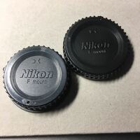 Nikon Fマウントのボディキャップとレンズリアキャップのセット