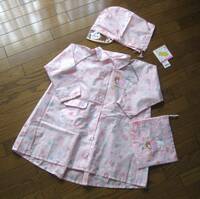 ☆サンリオ☆　シュガーバニーズ　レインコート　110cm　120cm　130cm　フード、巾着袋付き　雨合羽　ガールズ　女の子　ピンク　