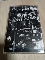ANTI-BOMB「A PUNX RIOT BREAK OUT」デモテープ/カセットテープ/パンク/東京/ゼリ→