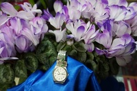 ★貴重品13⑤日本製、セイコーアルバ・クォーツ腕時計、2005年頃製造、美しい文字盤、アラビア数字綺麗、電池交換済み、点検済み、調子良い