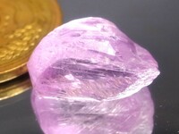 8.60ct 新品・極上の宝石品質ピンクカラー・天然クンツァイト原石 ブラジル産