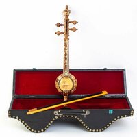 ギジェク ギジェック ウイグル 寄木細工 民族楽器 木製4弦楽器 弓 ハードケース付 #36877
