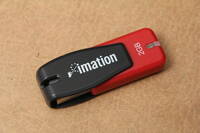 2GB USBメモリ 　imation　