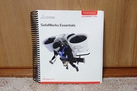 SOLIDWORKS 2013 トレーニング本 SolidWorks Essentials 日本語 約500ページ