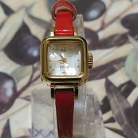 【美品】CABANE de zucca カバンドズッカ キャラメル 腕時計 赤 エナメル レディース 