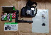 中古　FUJIFILM フィルムカメラ　 6×4.5　GA645i　Professional　1：4 f＝60ｍｍ 富士フィルム　中判　ブラケットGA