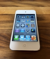 Apple iPod touch 第4世代 MD057J/A (8GB) ホワイト アップル 動作確認済