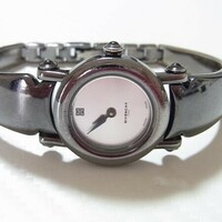 ◆GIVENCHY(SWISS MADE)　クオーツ腕時計　女性用　