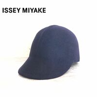 G423-F◆ 美品 ◆ ISSEYMIYAKE イッセイミヤケ フェルトキャップ 帽子 ◆ ネイビー 紺色 単色 古着 メンズ アーカイブ