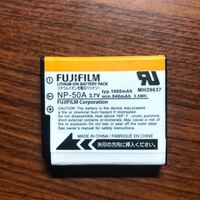 送料無料　満充電後電圧測定　NP-50A FUJIFILM 純正品