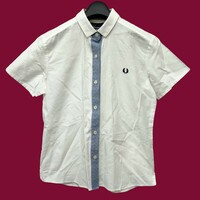 FRED PERRY / フレッドペリー レディース ワンポイント刺繍 半袖ボタンシャツ ホワイト×ブルードット 薄手 Sサイズ I-3913 
