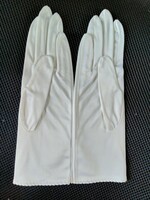 サテン生地　レディース用白手袋　裏起毛　26-8.5cm。