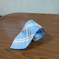 Gainer　ネクタイ　チェック柄　水色LightBlueライトブルー　日本製　MADE IN JAPAN　イタリア生地　絹シルク１００％