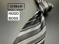 【超美品】HUGO BOSS　ヒューゴボス　レジメンタル柄　ネクタイ　3本以上送料無料　ブラックグレイ　0503232