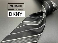 【超美品】DKNY　ダナキャラン　レジメンタル柄　ネクタイ　3本以上送料無料　ブラック　0503194