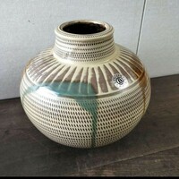 小鹿田焼　小石原焼　高さ高さ26.5cm　壺　花入れ　花瓶　茶道　陶芸　美術品　置物　飛びかんな　伝統工芸品