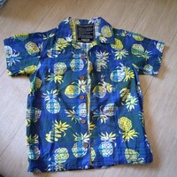 BREEZE　アロハシャツ 半袖 総柄　130 ハワイアン