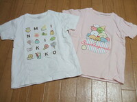（K)ユニクロ★すみっコぐらし＊白・ピンク半袖Tシャツ2点★130　遊び着に
