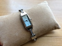 レア 良好 良デザイン DKNY ダナキャランニューヨーク 角ケース ブルー 水色文字盤 ストーンブレス NY-9080 クオーツ レディース 腕時計